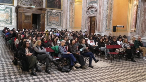 Abbiamo portato a Napoli il guru dell’astrofisica, il professor Moriba K. Jah.Sono stati giorni belli ed intensissimi: grazie alla Federico II per l'accoglienza e a tutti gli enti che hanno partecipato attivamente affinché tutto ciò avvenisse.The best is yet to come